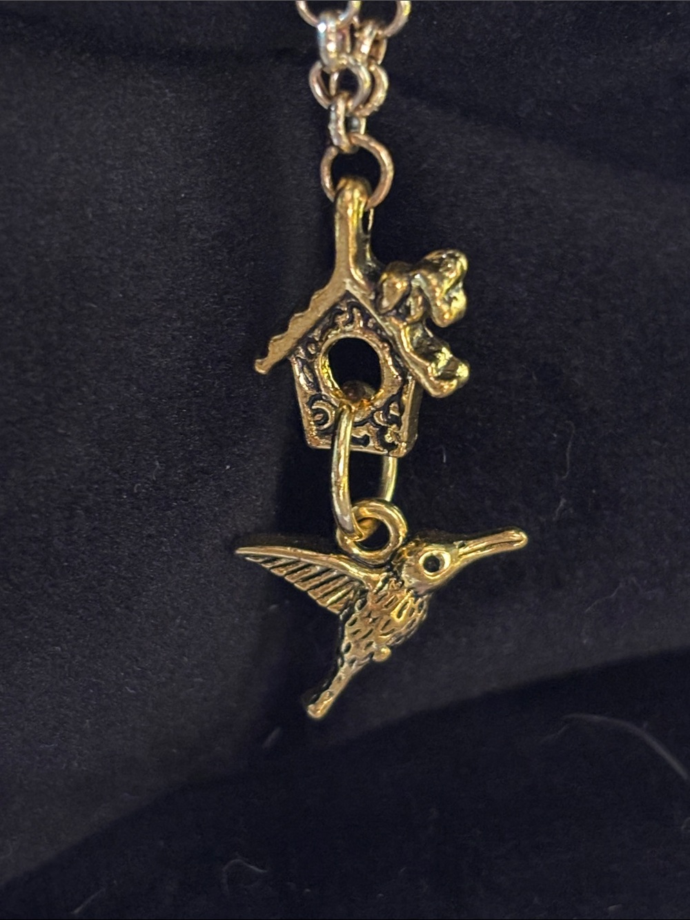 KB necklace gold tone hummingbird birdhouse
dainty pendant necklace whimsical